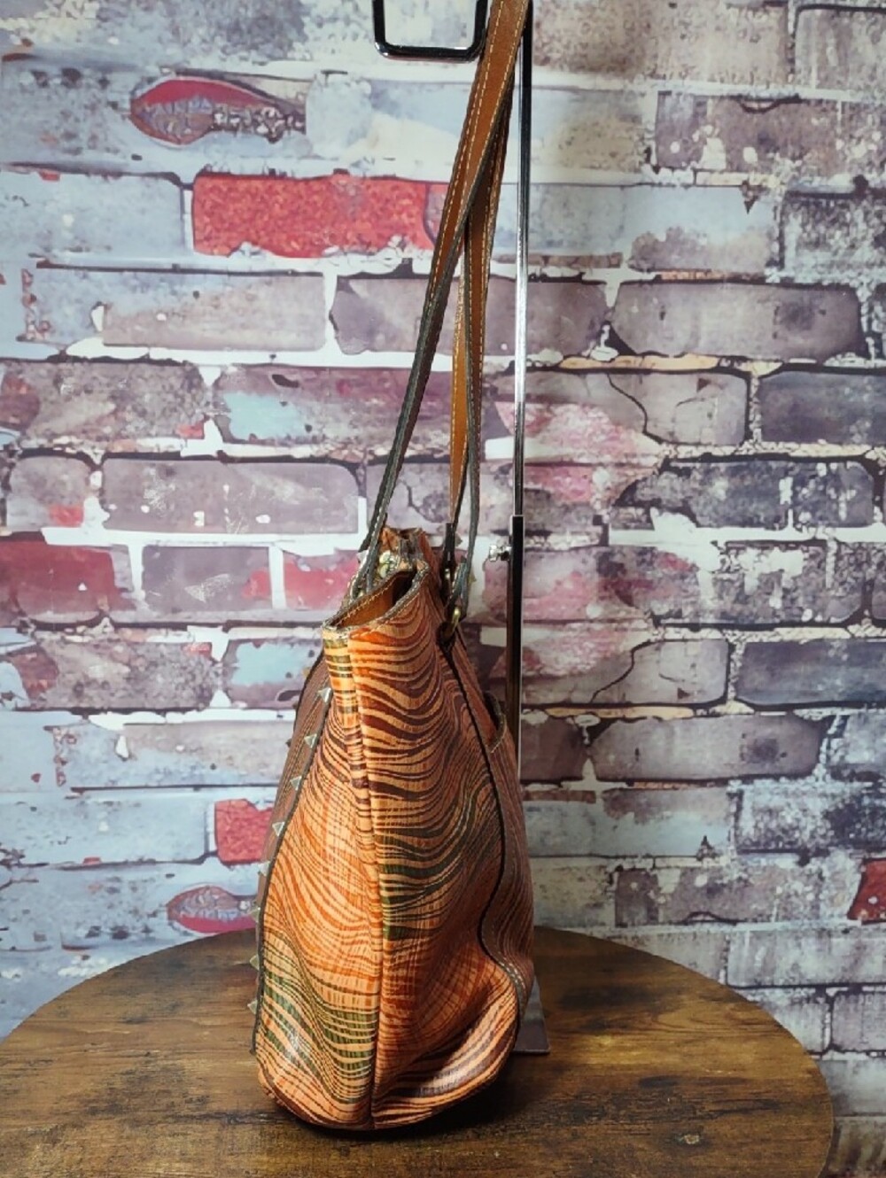 Patricia Nash "Benvenuto" Wavy Stripe Leather Tote - Picture 5 of 13